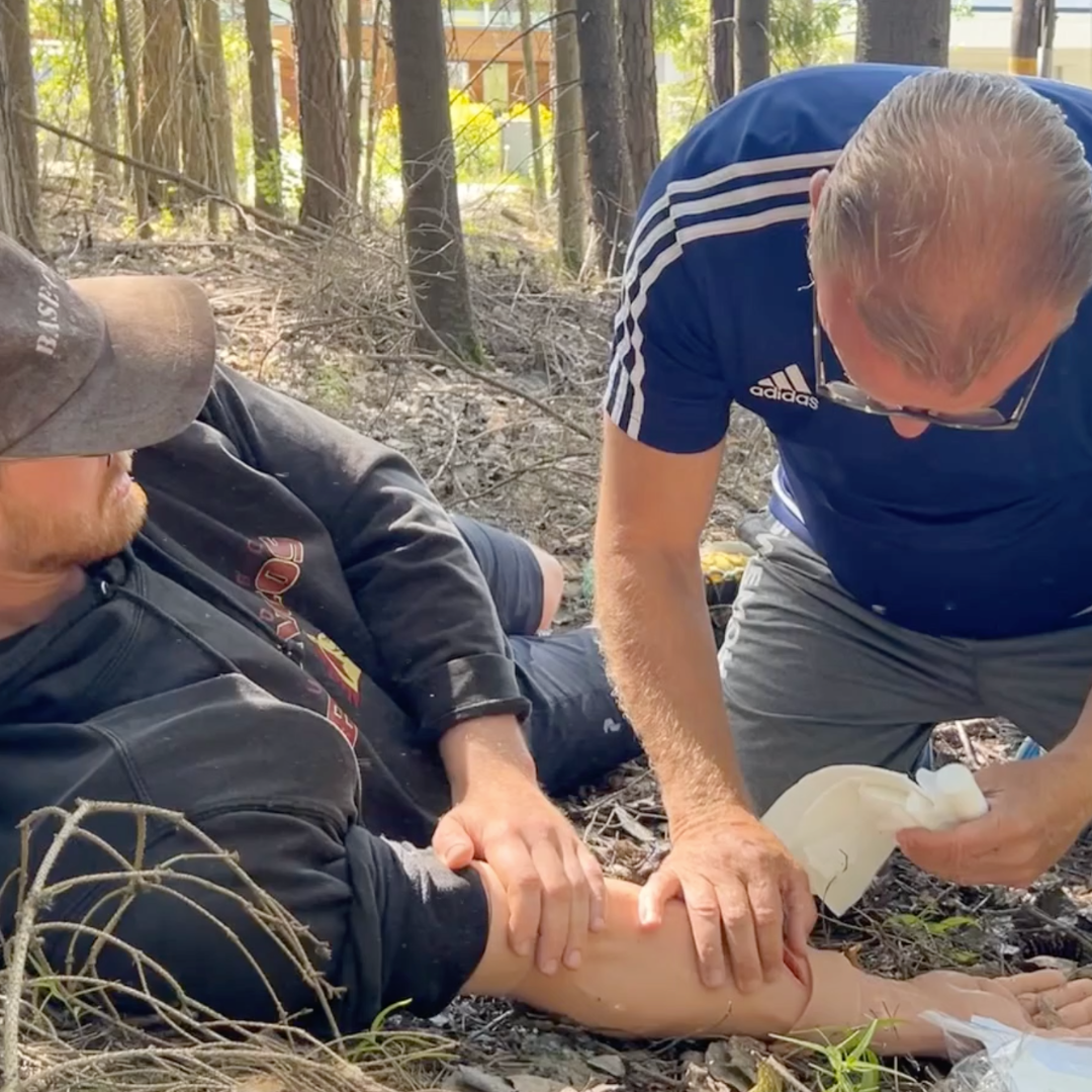 Första hjälpen friluftsliv blödning