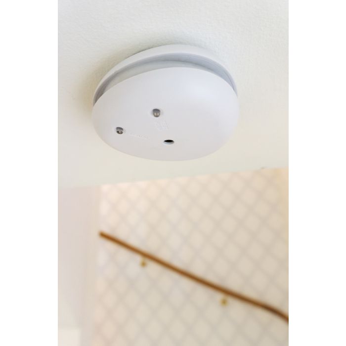 Trådlös brandvarnare med inbyggt 10-årsbatteri