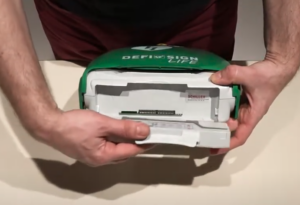 batteribyte defisign life hjärtstartare