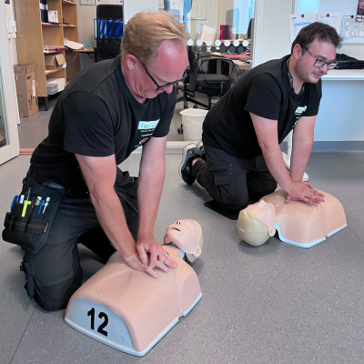 Elskador första hjälpen HLR